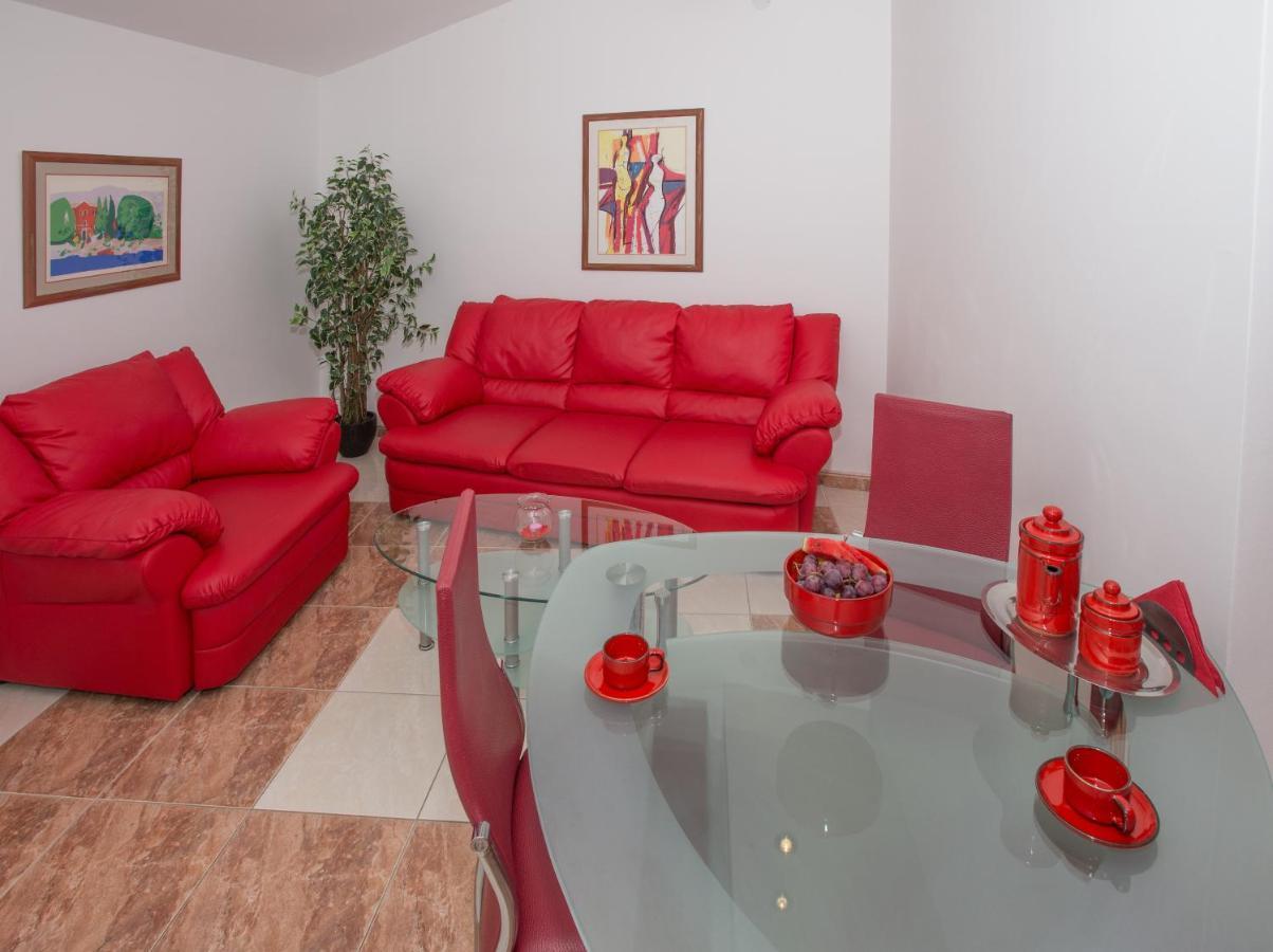 Apartments Marcela Makarska Ngoại thất bức ảnh