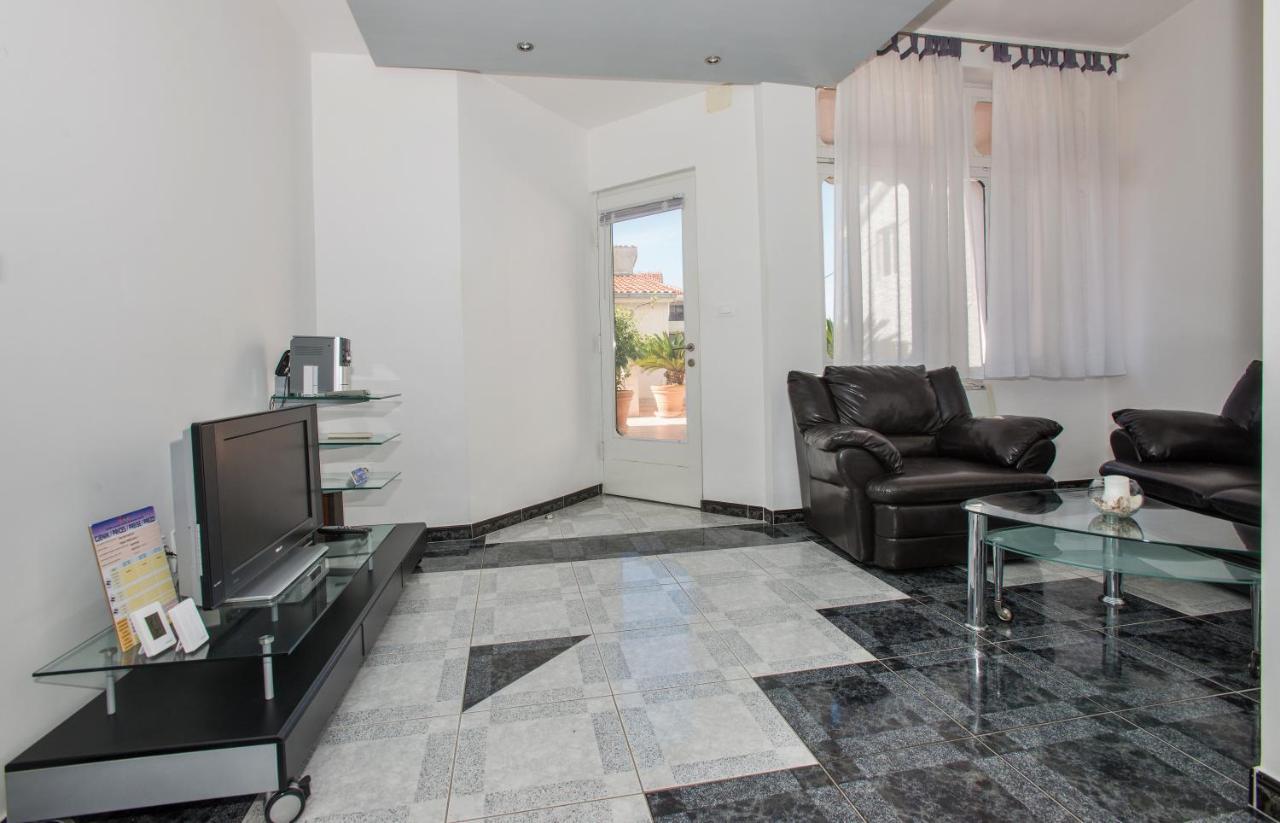 Apartments Marcela Makarska Ngoại thất bức ảnh