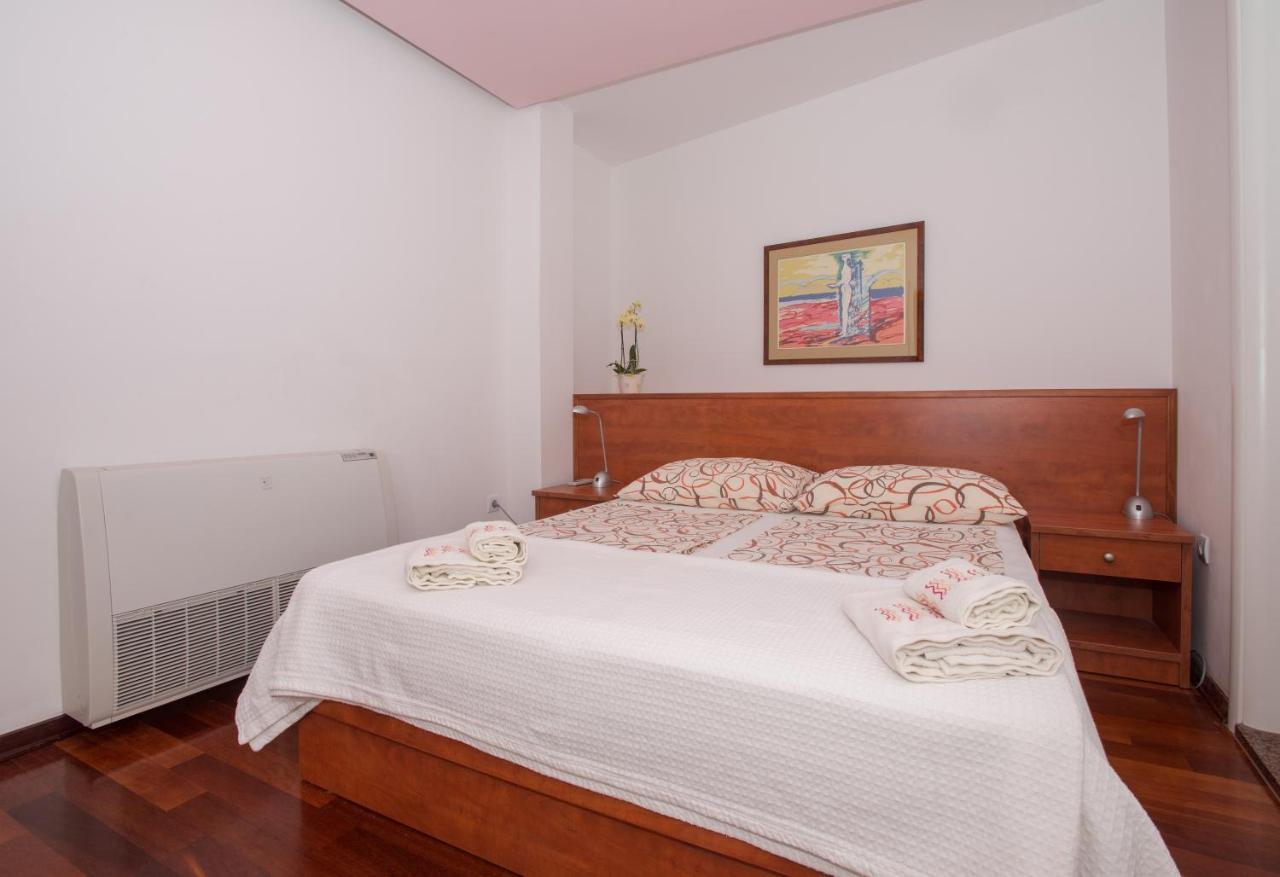Apartments Marcela Makarska Ngoại thất bức ảnh