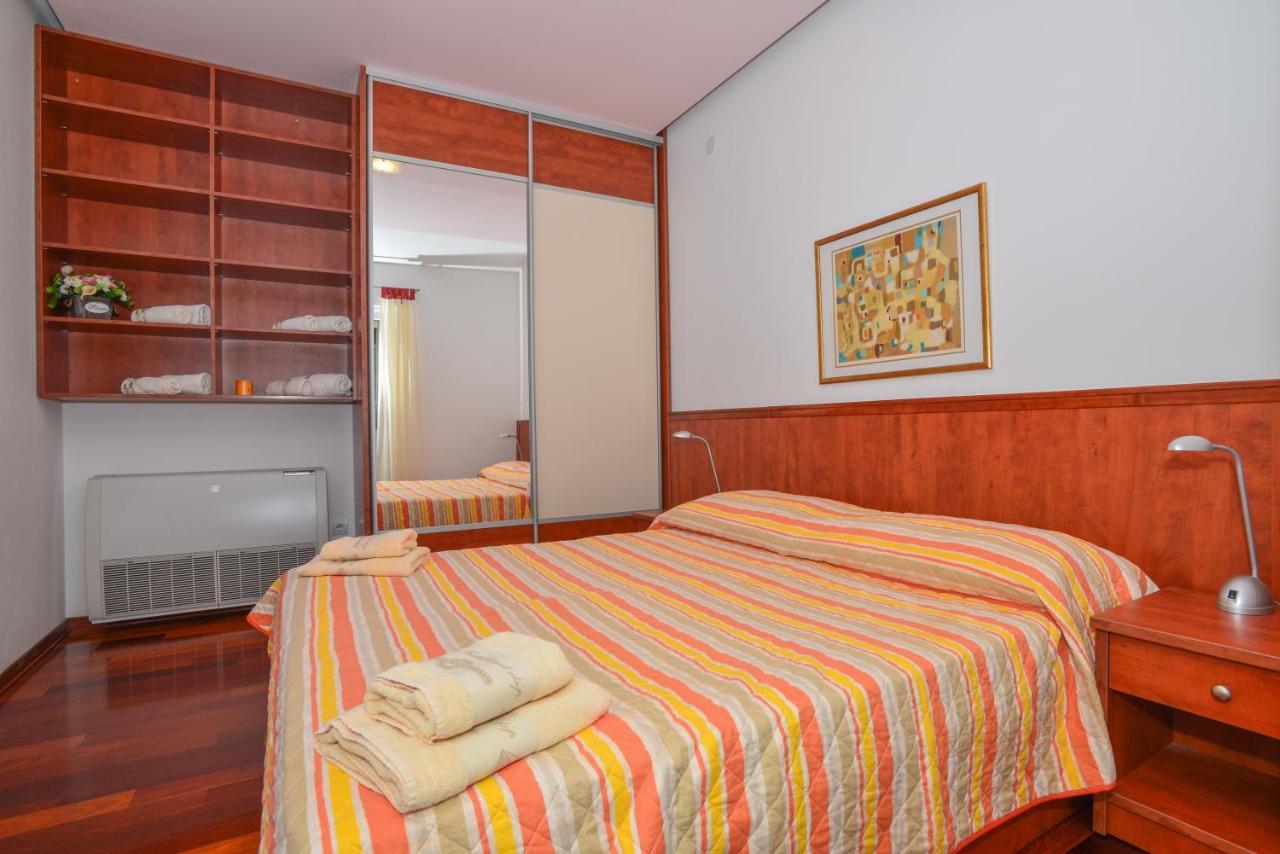 Apartments Marcela Makarska Ngoại thất bức ảnh