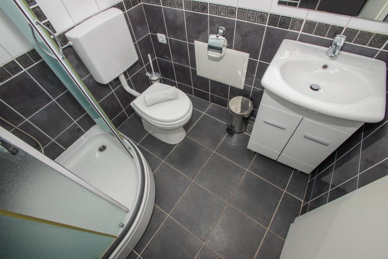Apartments Marcela Makarska Ngoại thất bức ảnh